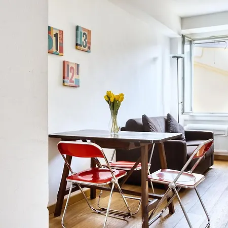 Apartment Altido Charming Flat Near Centre *